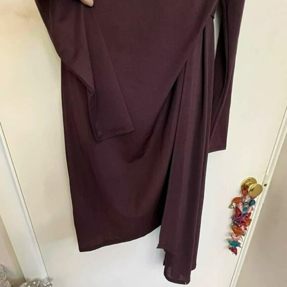 NWOT TOPSHOP DARK PLUM DRAPE FRONT ASYMMETRICAL CREPE DRESS SIZE 10 - Picture 7 of 14